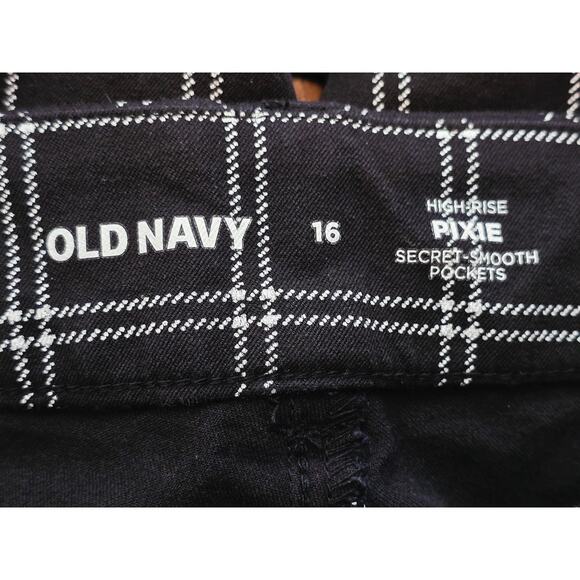 Old Navy High Rise Smooth Pockets Pixie Black White Checkered Women's Pants 16 - Picture 3 of 4